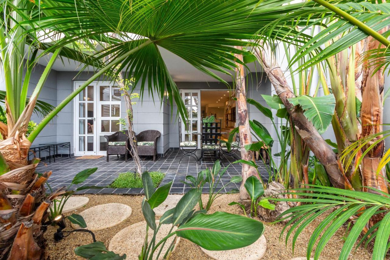 Three Bedroom African Apartment Garden