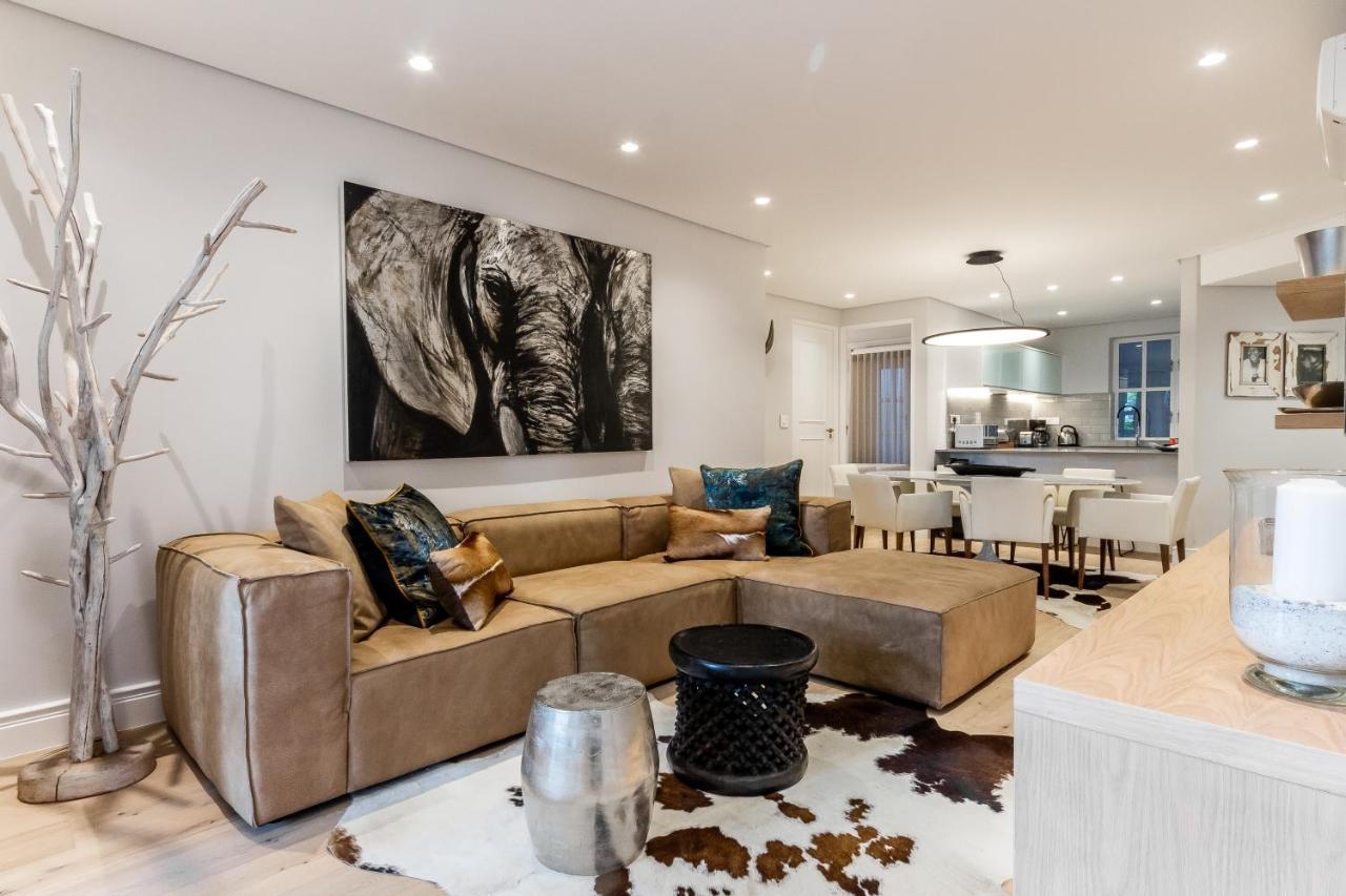 Three Bedroom African Apartment Garden