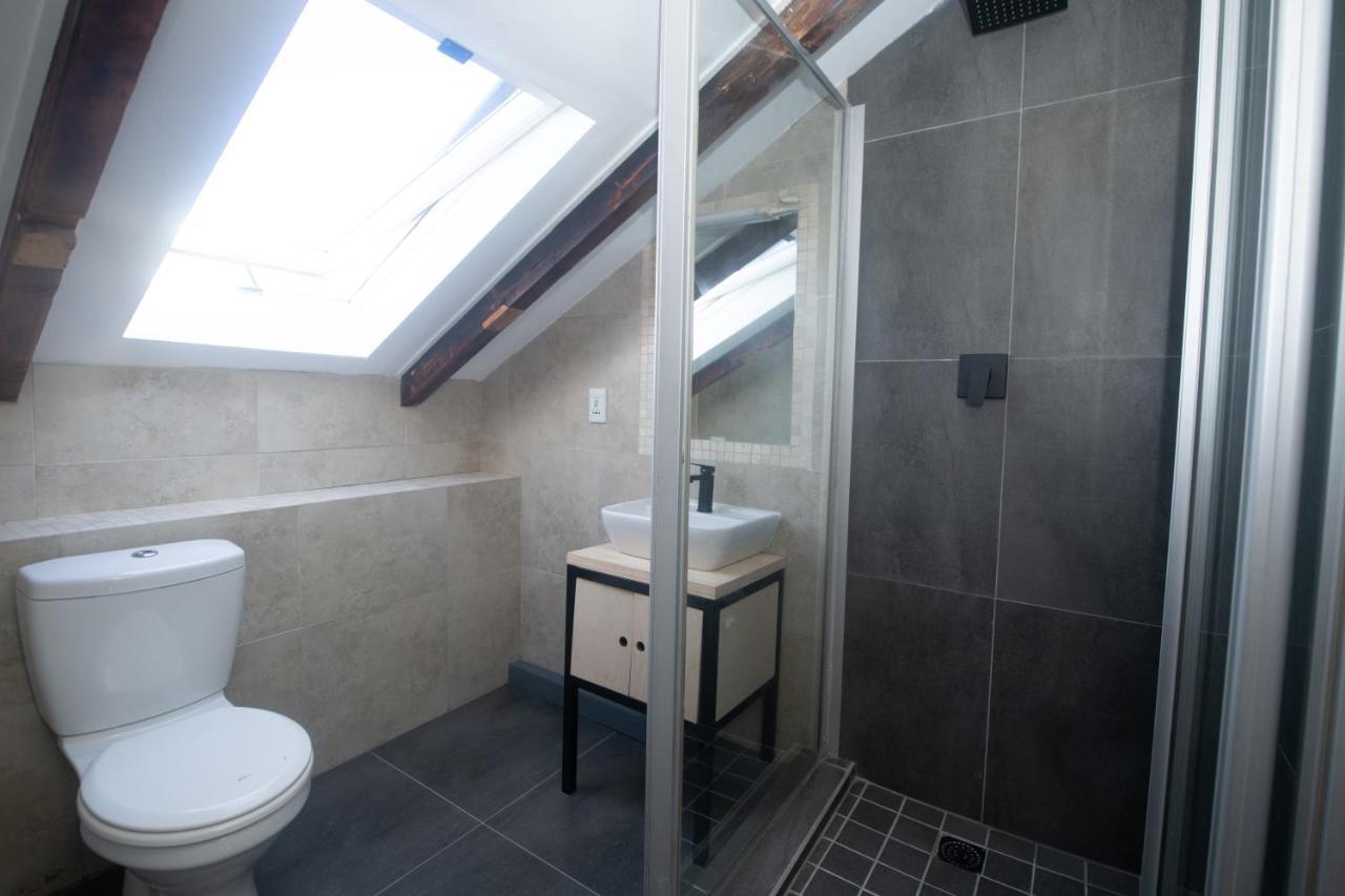 Quarto Loft com Banheiro Privativo