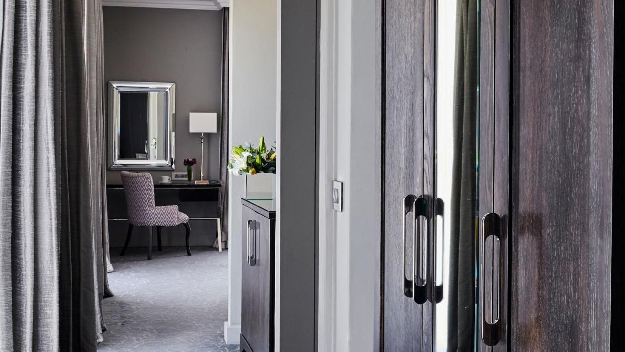 Premium Double or Twin Room Mountain View