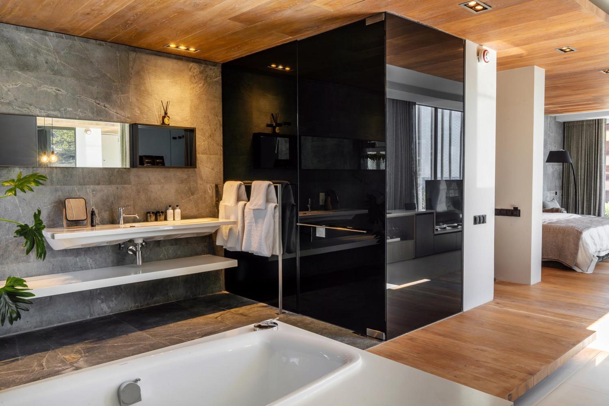 Deluxe Suite Sea View