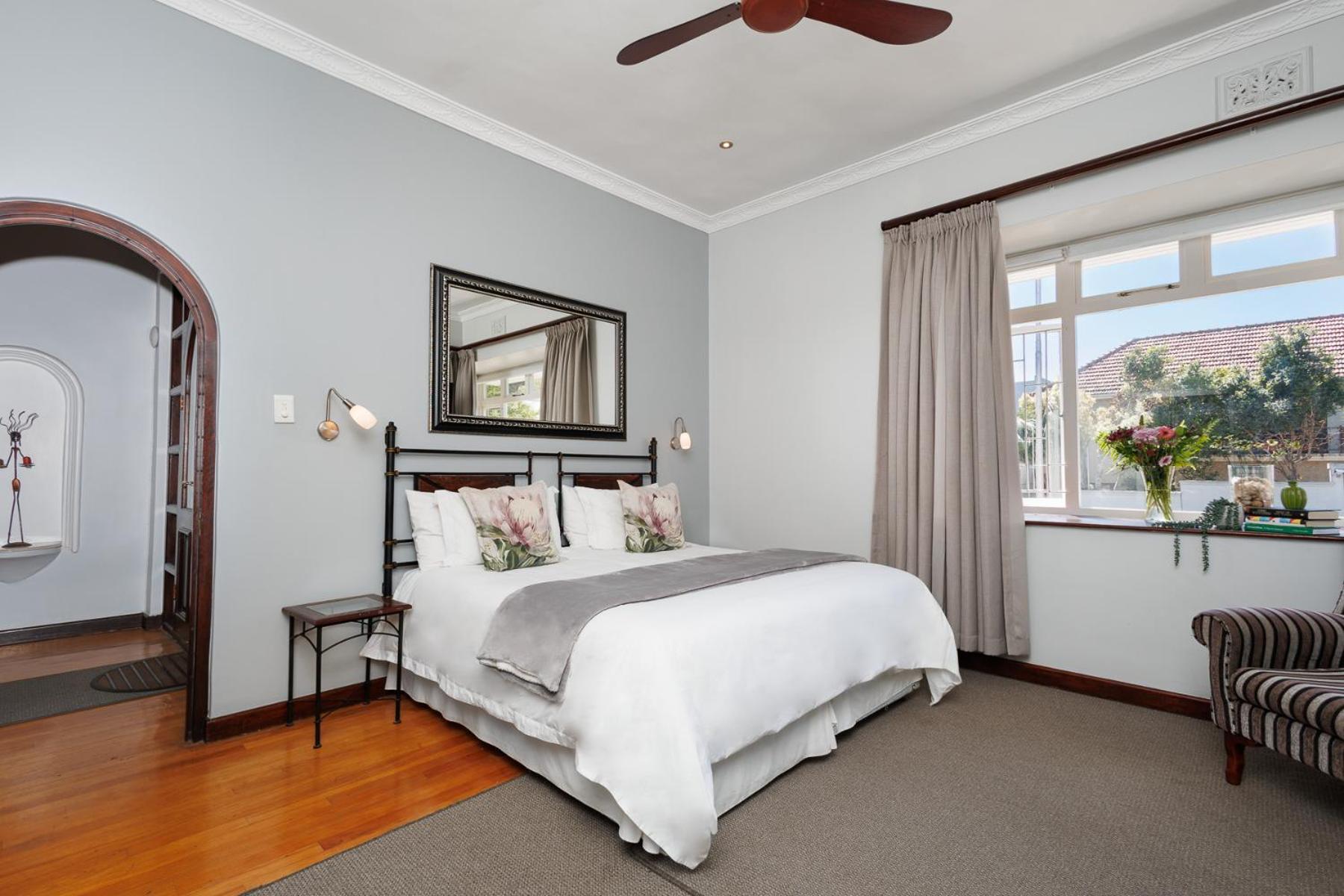 Luxury Double Room Shower