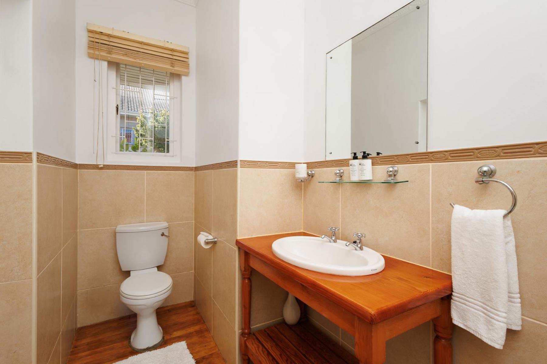 Luxury Double Room Shower