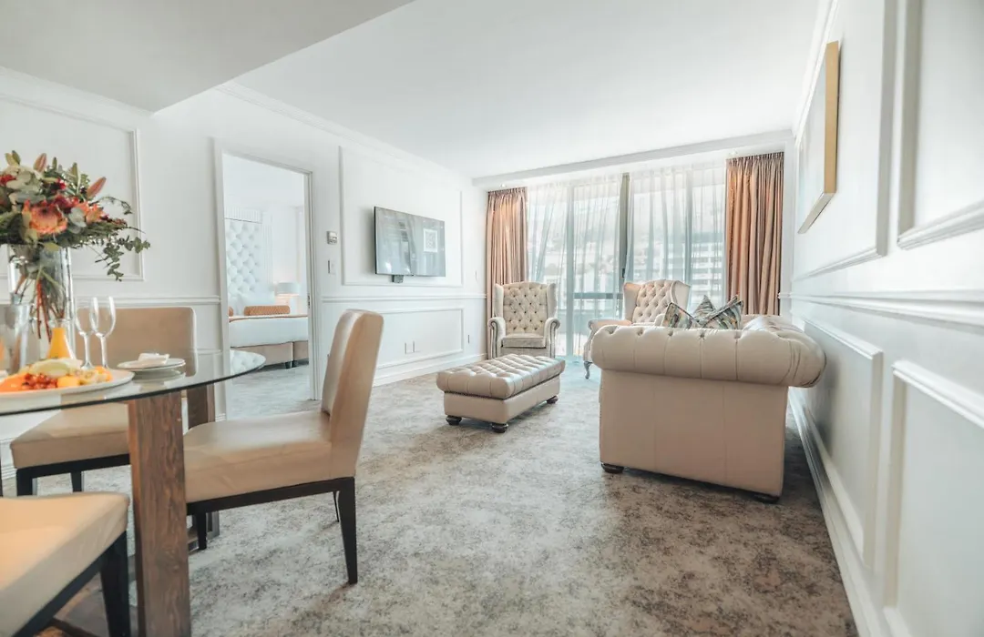 Pepperclub Hotel-1