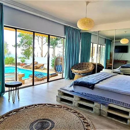 African Vibes Camps Bay-3