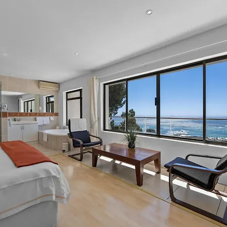 Camps Bay Villa-3